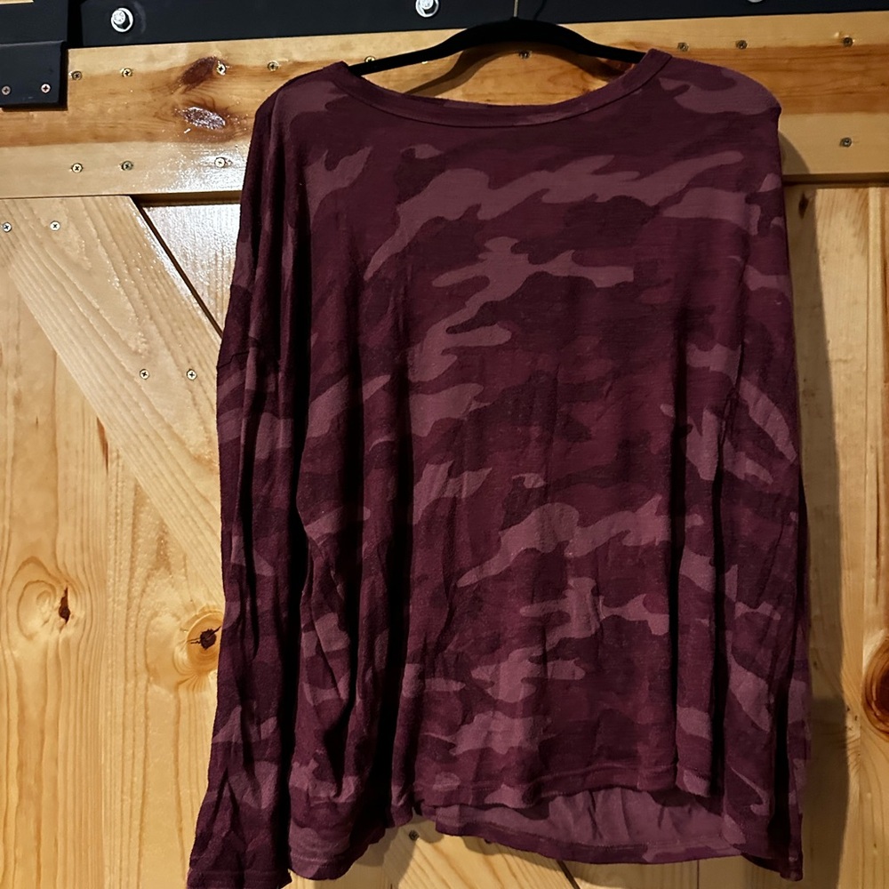Women's Camouflage Long Sleeve Top